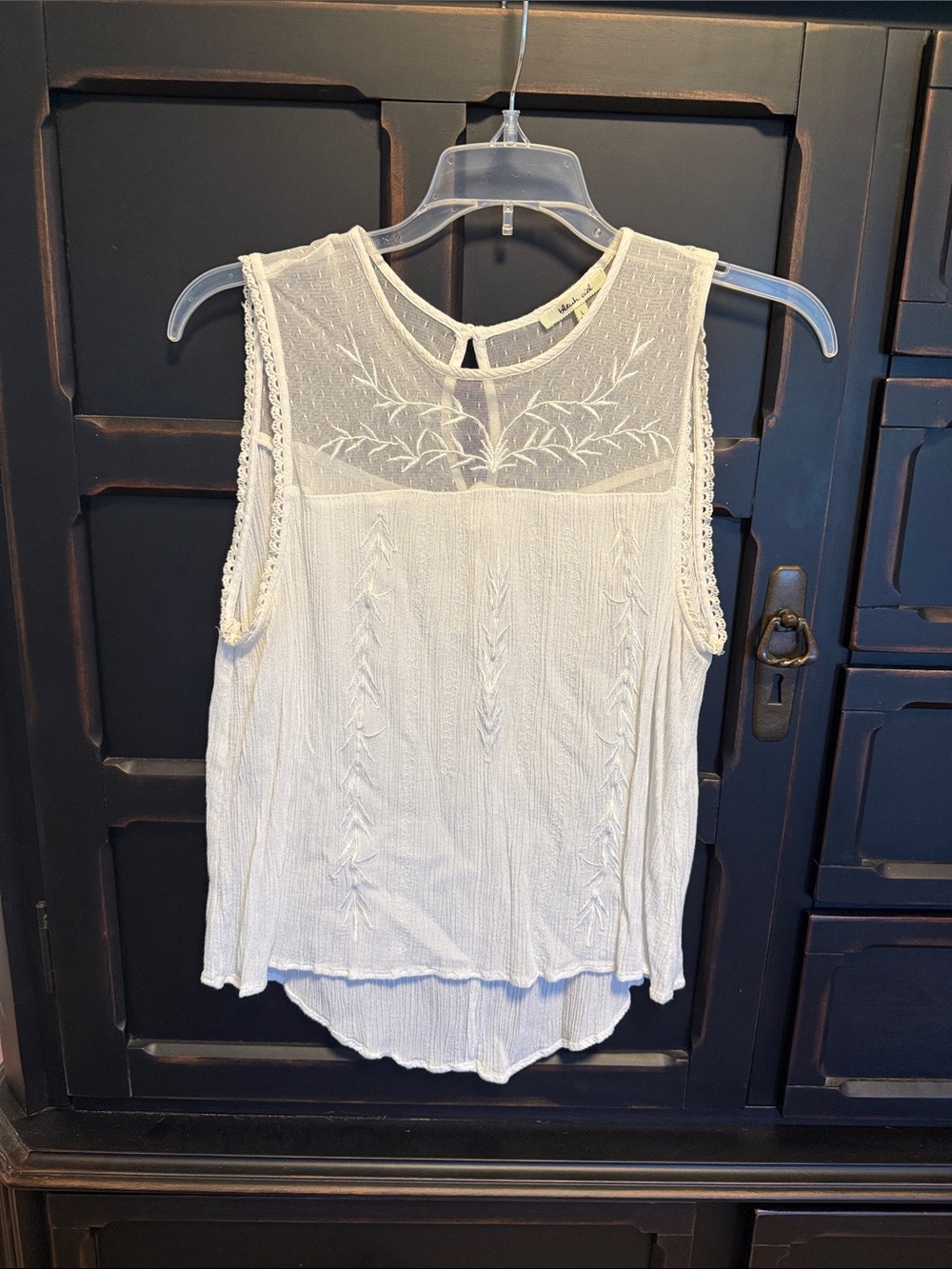 bleuh ciel Sleeveless Ivory Embroidered Mesh Yoke Top